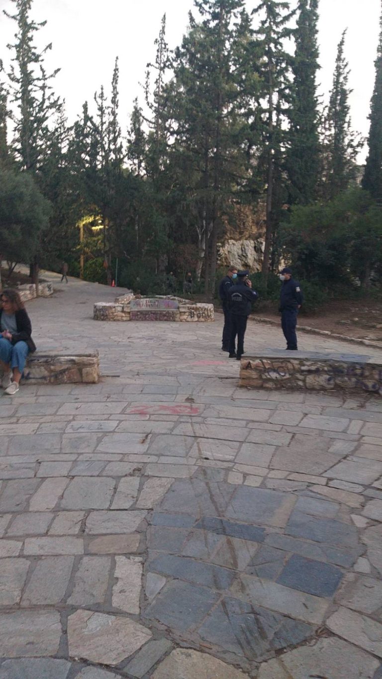 Ενημέρωση από την εκδήλωση της Παρασκευής 28/10 στο θεατράκι του Λόφου