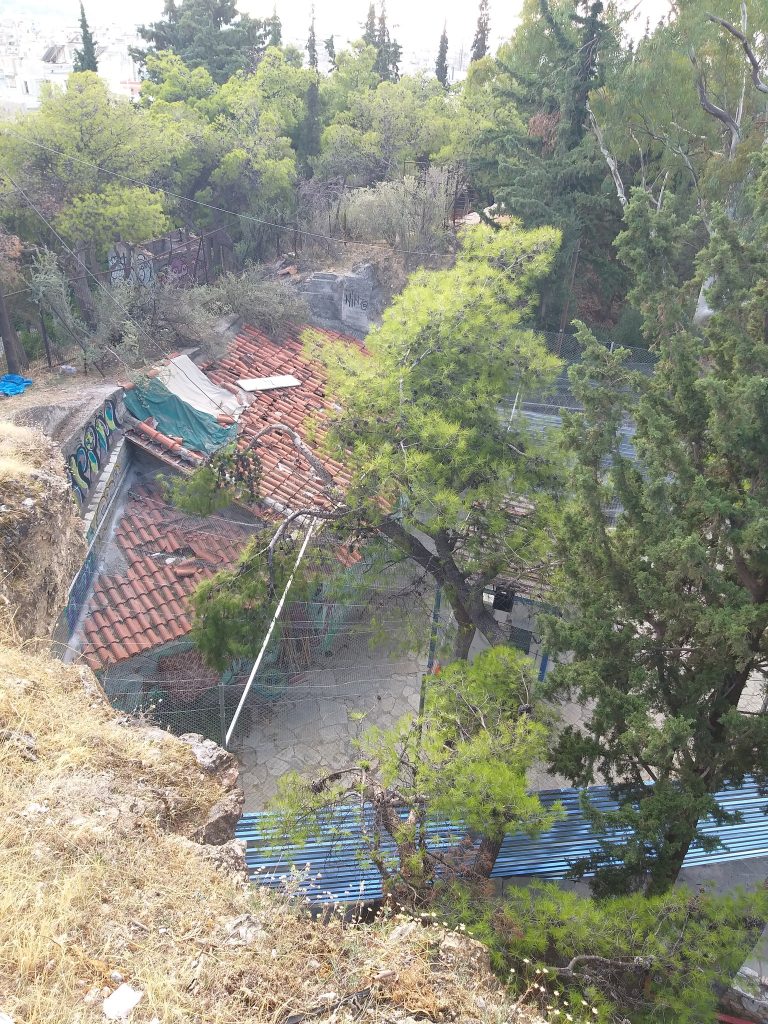 Ενημερώσεις και φωτογραφίες από το Κατεχόμενο Λόφο Στρέφη