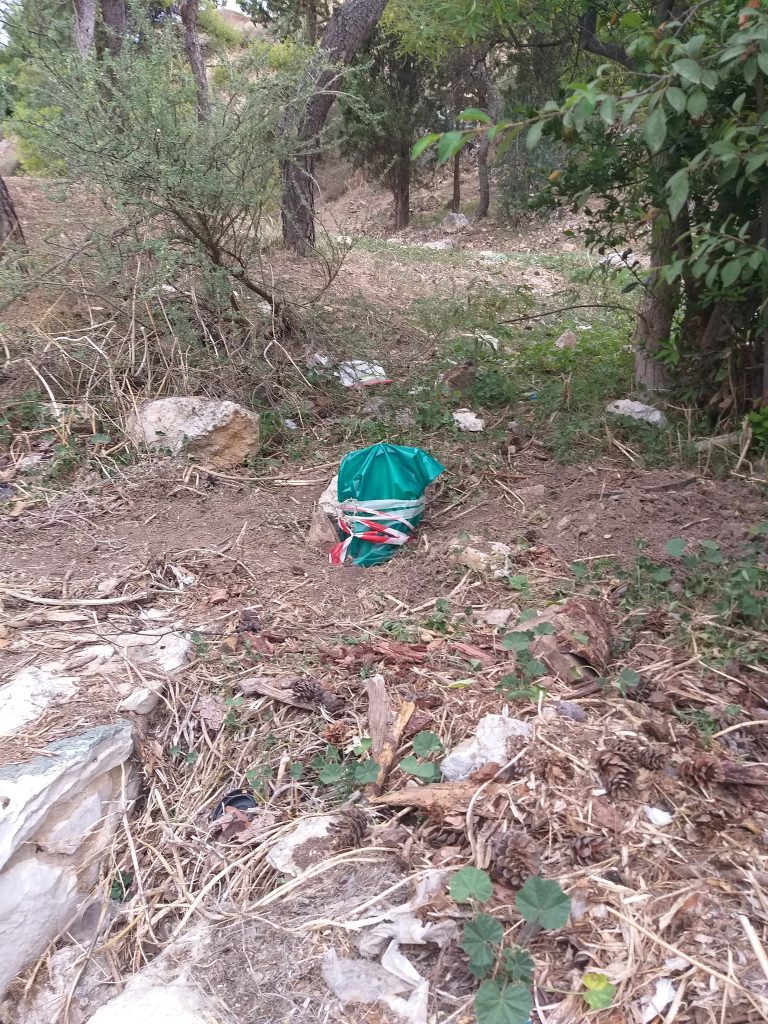 Ενημερώσεις και φωτογραφίες από το Κατεχόμενο Λόφο Στρέφη