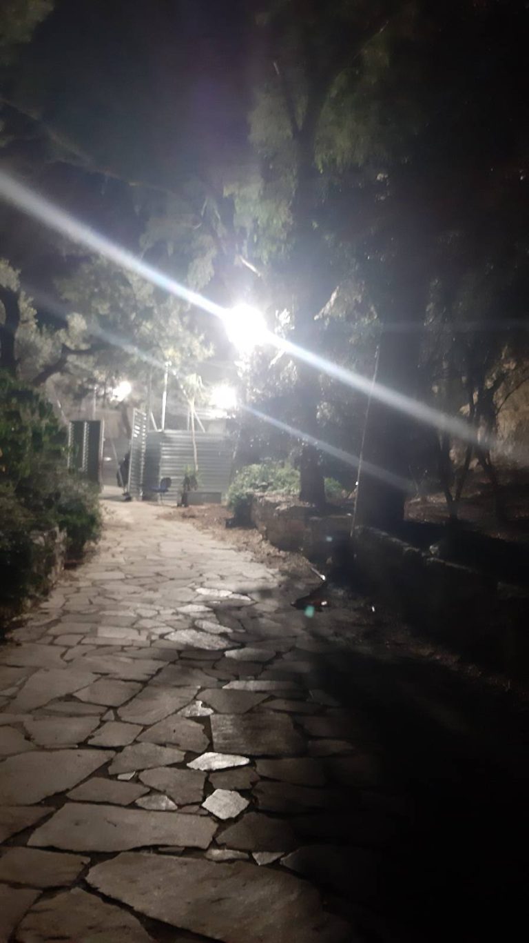 Ενημερώσεις και φωτογραφίες από το Κατεχόμενο Λόφο Στρέφη
