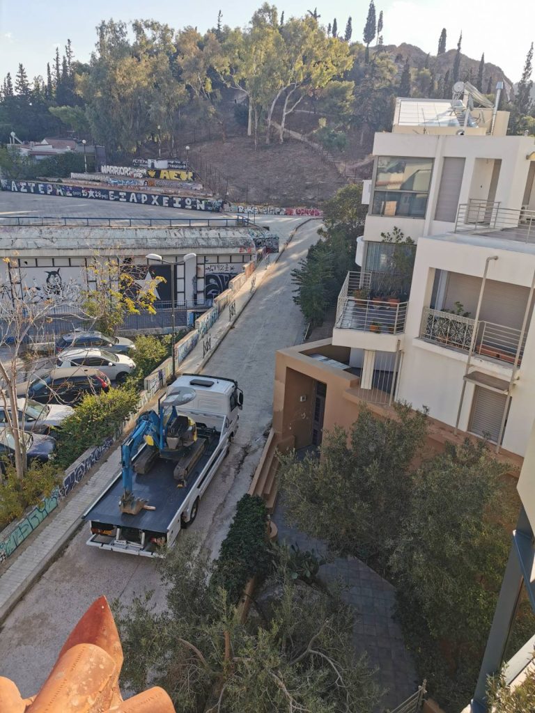 Η ΜΕΓΑΛΗ ΤΩΝ ΜΗΧΑΝΙΚΩΝ ΣΧΟΛΗ