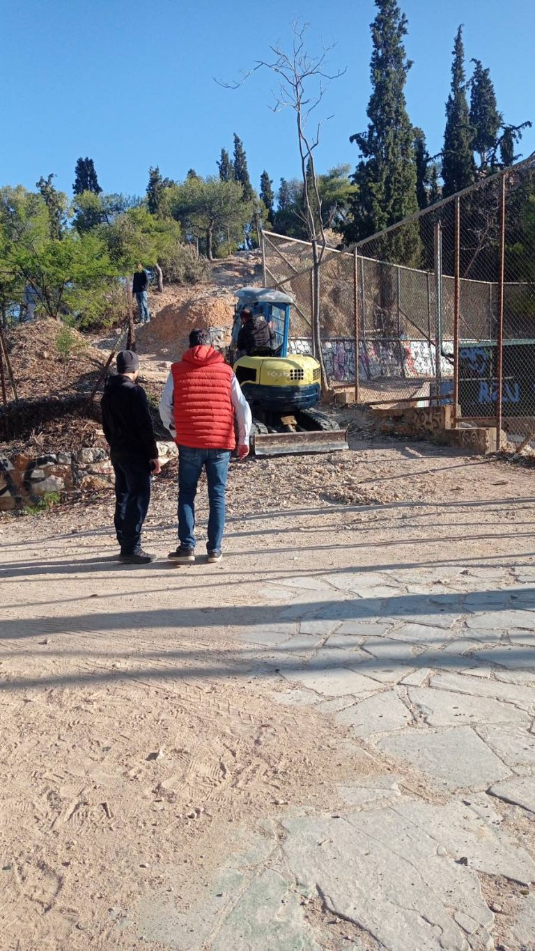 Η ΜΕΓΑΛΗ ΤΩΝ ΜΗΧΑΝΙΚΩΝ ΣΧΟΛΗ