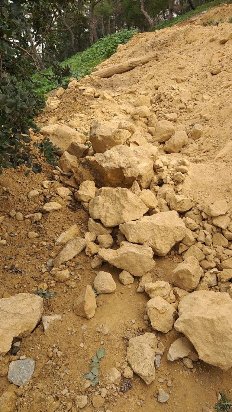 Για τα περίφημα έργα ηλεκτροφωτισμού στον Λόφο Στρέφη και τα αποτελέσματά τους (απόσπασμα από δικόγραφο)