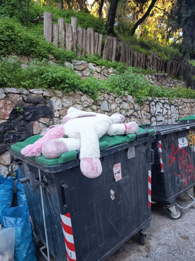 Κοντεύουν 10 μήνες με τον Λόφο Στρέφη υπό κατοχή